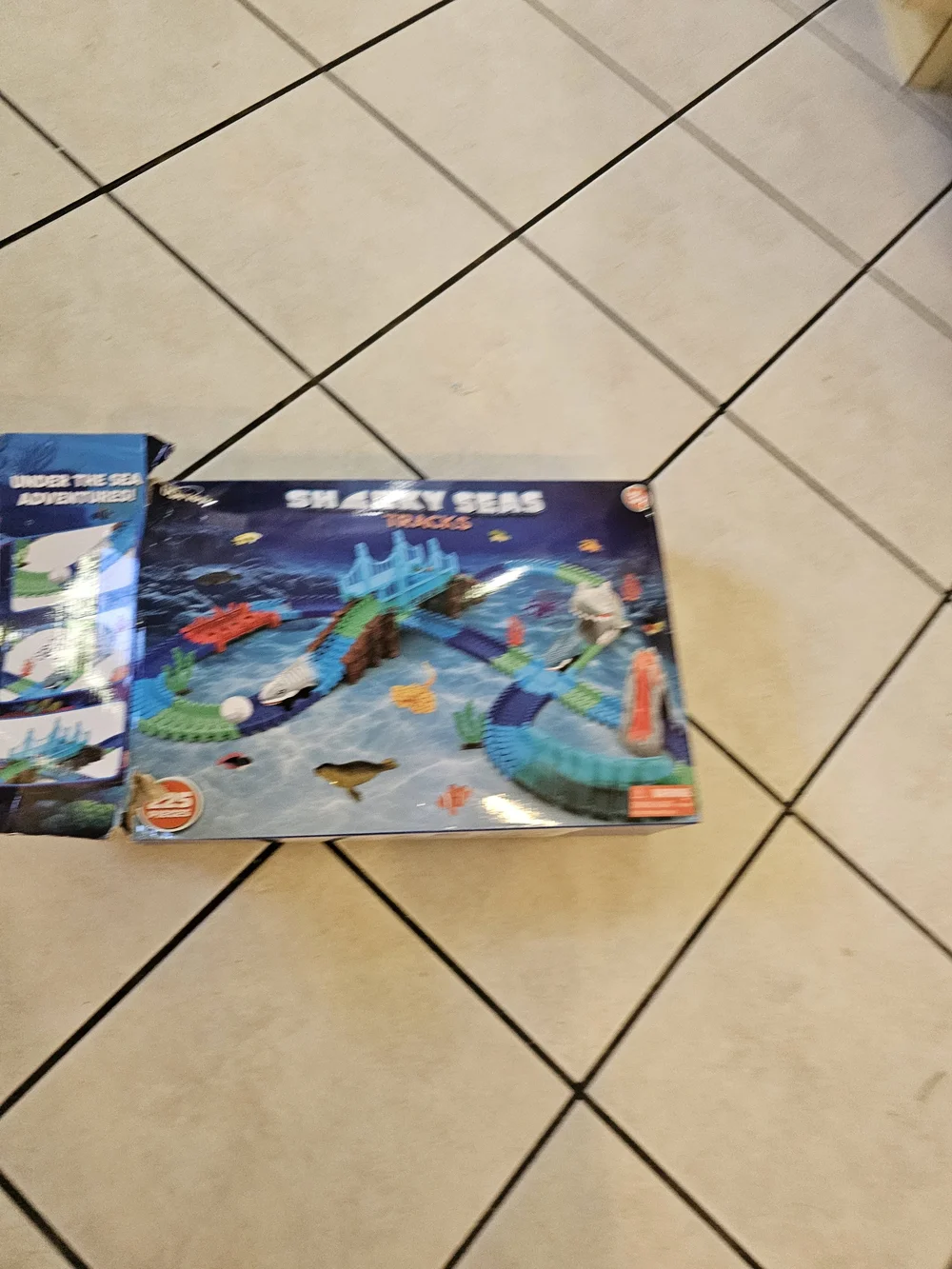 Flexible Blue & Green Race Track Glow In The Dark Playset for Kids
